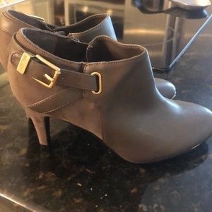 never worn Marc Fisher booties